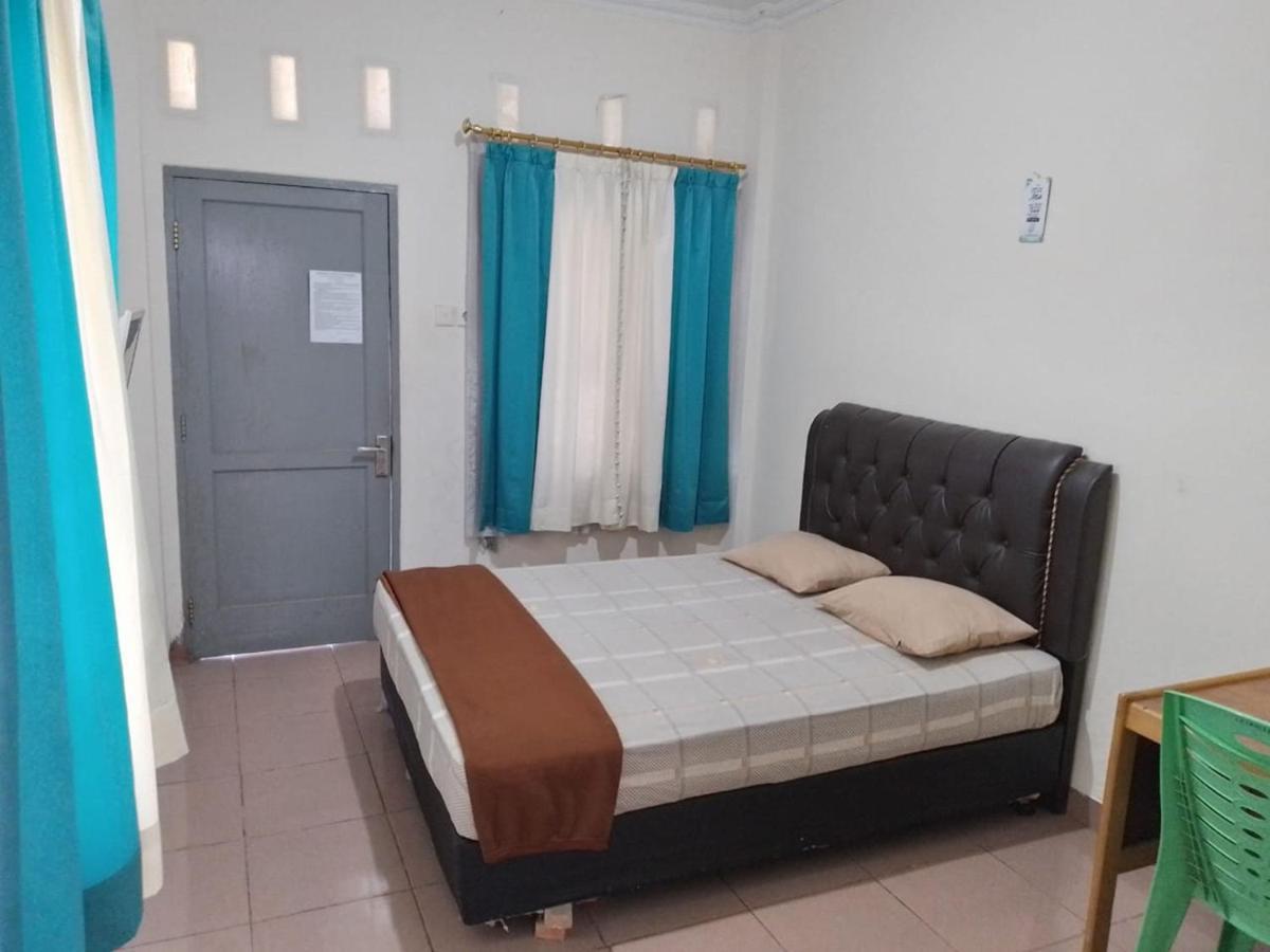 Penginapan Syariah Parit  Экстерьер фото
